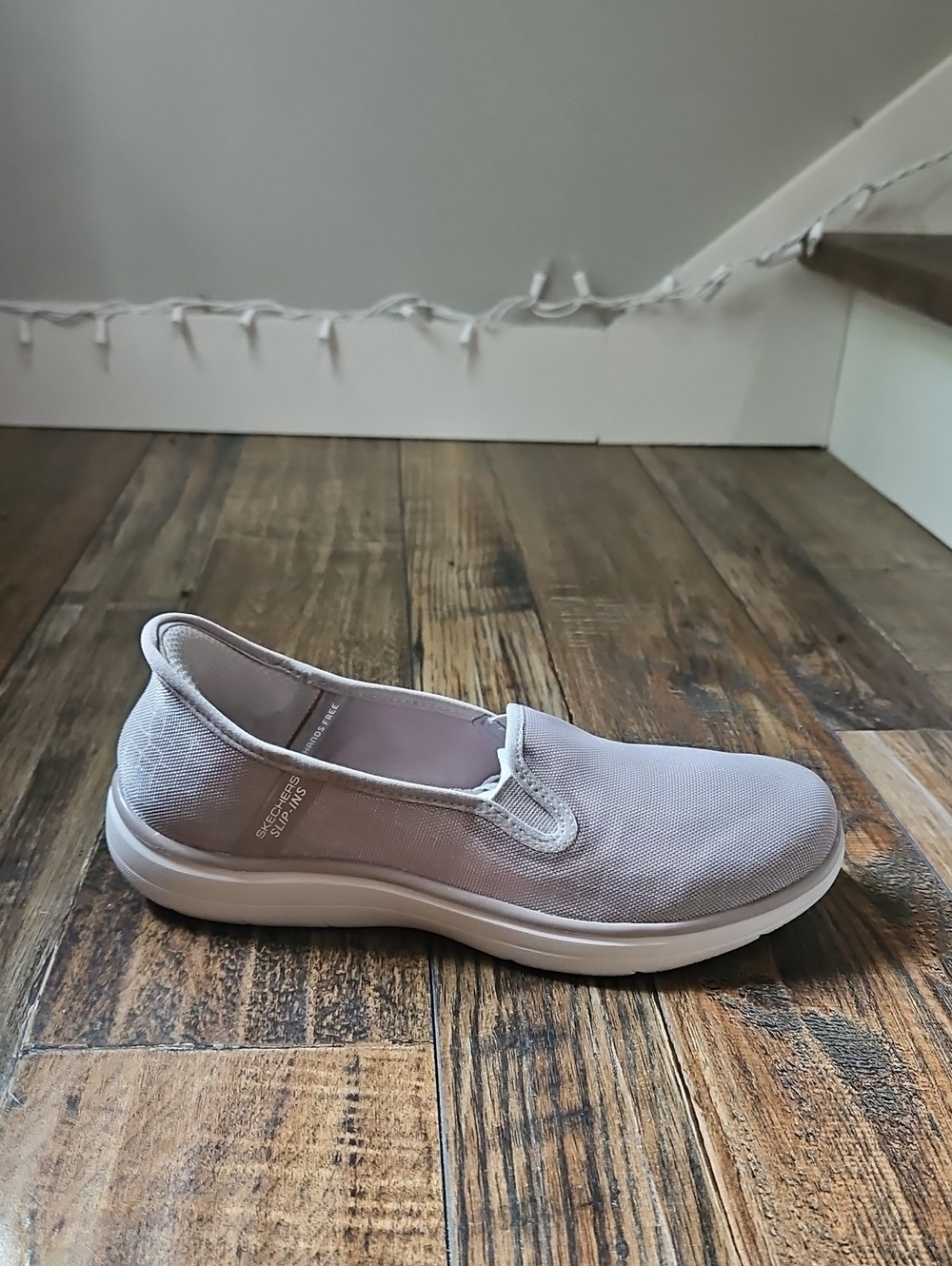 Skechers Handsfree Slip Ins Women's Casual Sneakers - Picture 9 of 11